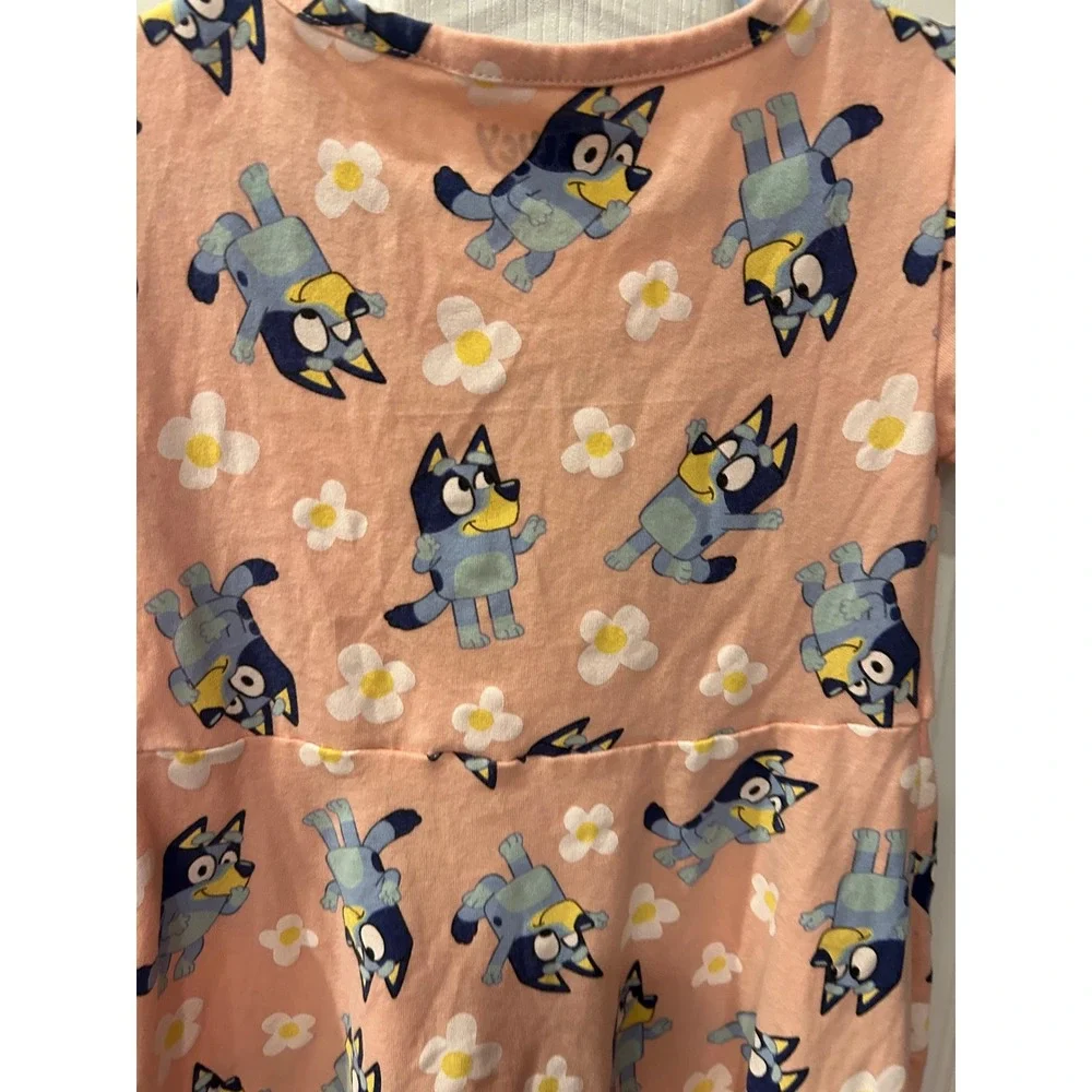 Bluey character print